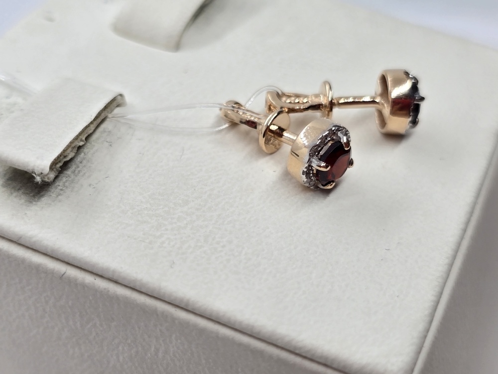 СЕРЬГИ ПУСЕТЫ гранат (Au 585)