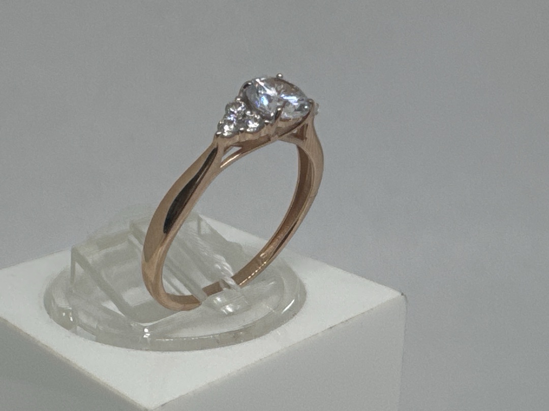 КОЛКМИ585 КОЛЬЦО С КАМНЯМИ (Au 585)