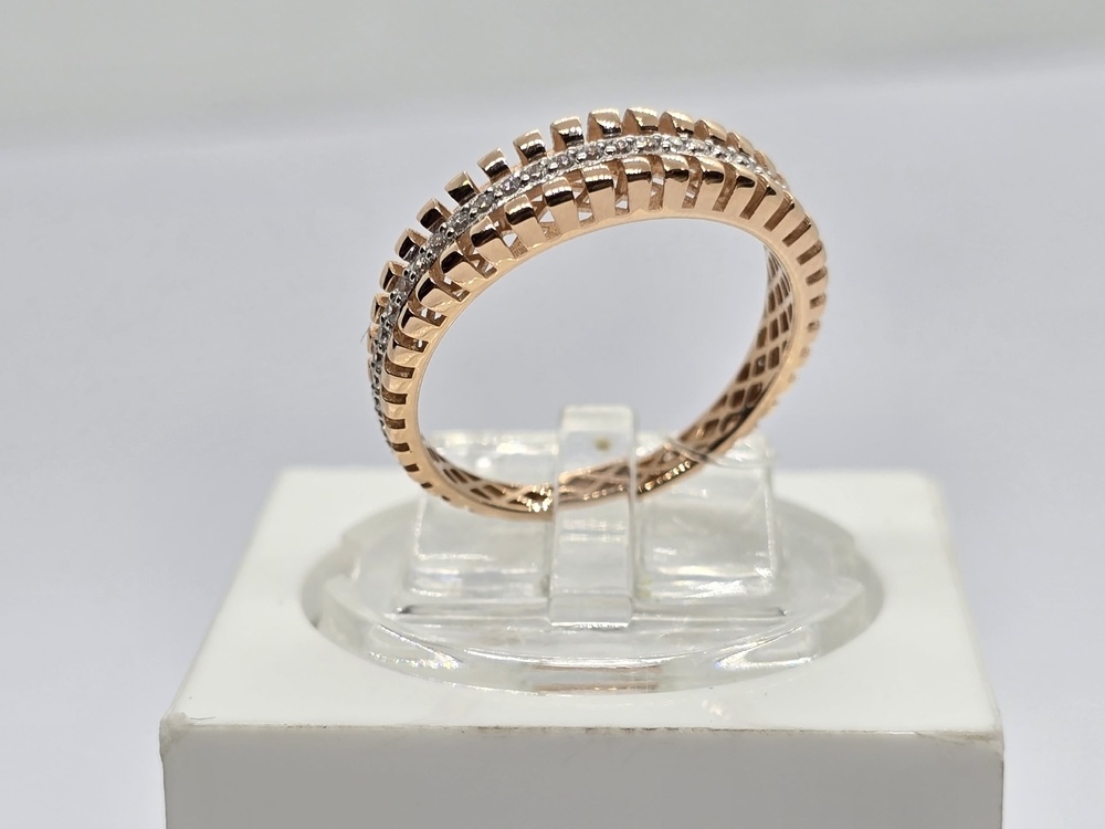 КОЛЬЦО С КАМНЯМИ (Au 585)