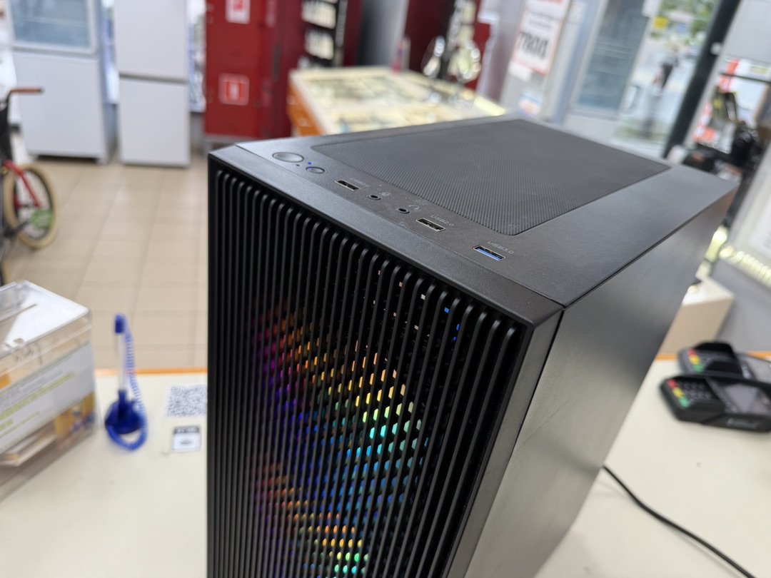 Системный блок Noname; Xeon E5-2640 v3, Radeon RX 580, 16 Гб, 500 Гб, Нет