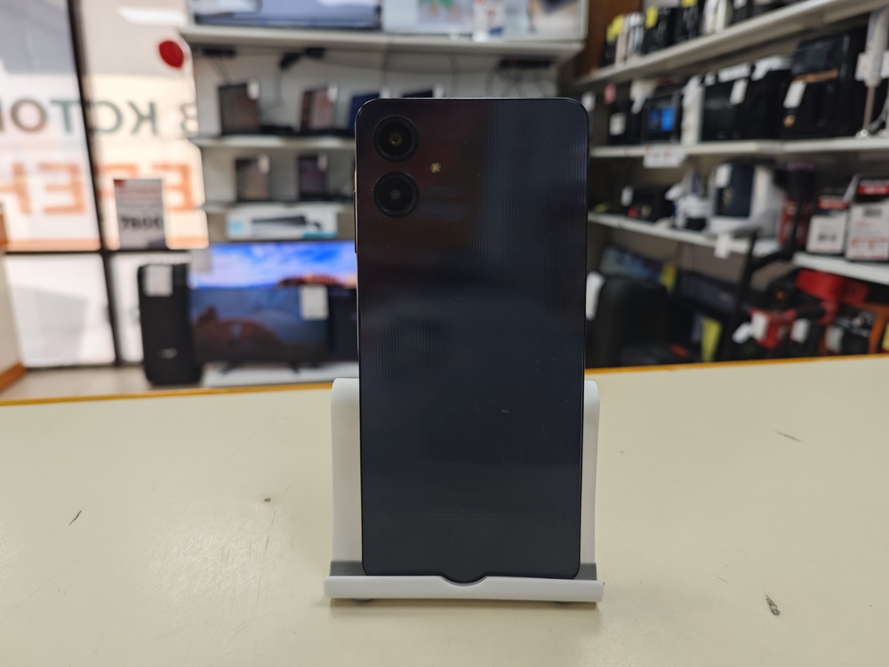 Смартфон Samsung Galaxy A06 4/64