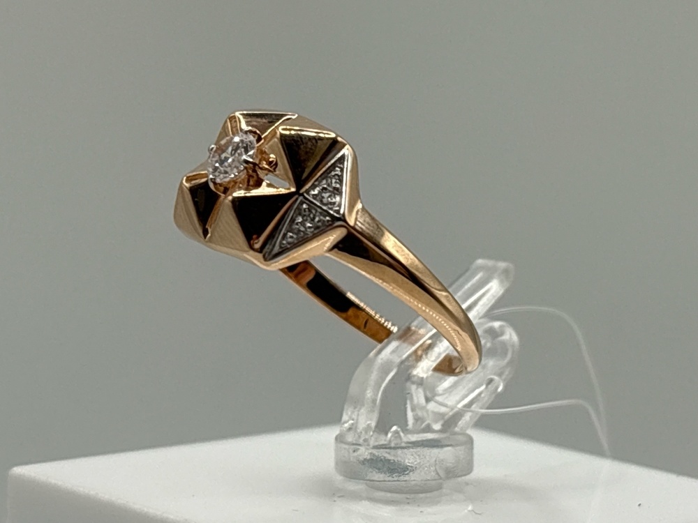 КОЛЬЦО С КАМНЯМИ (Au 585)