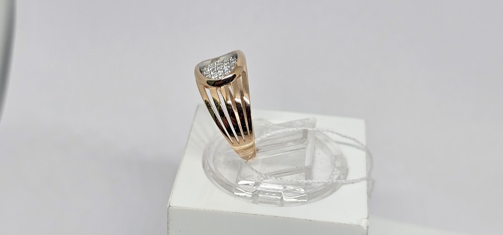 КОЛЬЦО С КАМНЯМИ (Au 585)