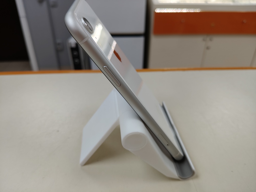 Смартфон Apple iPhone Xr 64Gb