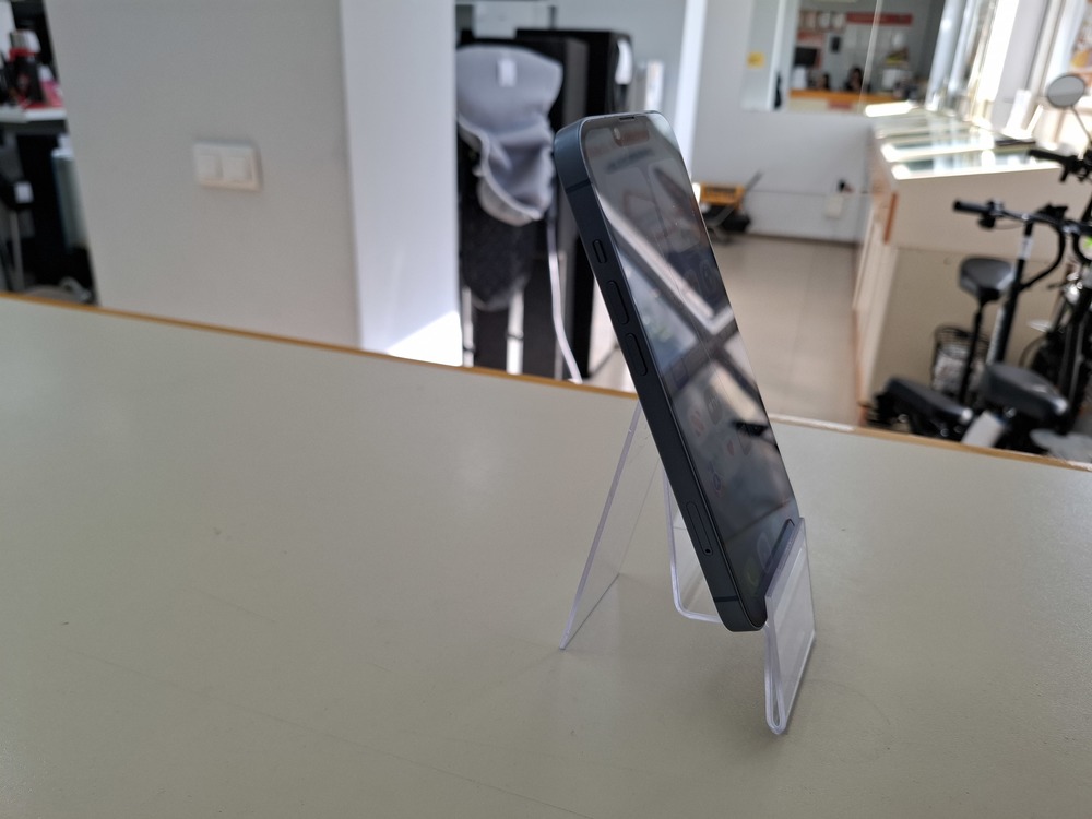 Смартфон Apple Iphone 14 128Gb