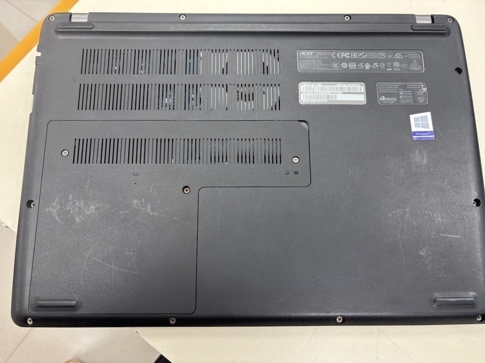 Ноутбук Acer; Core i3-8130U, Intel UHD Graphics, 8 Гб, 120 Гб, Нет