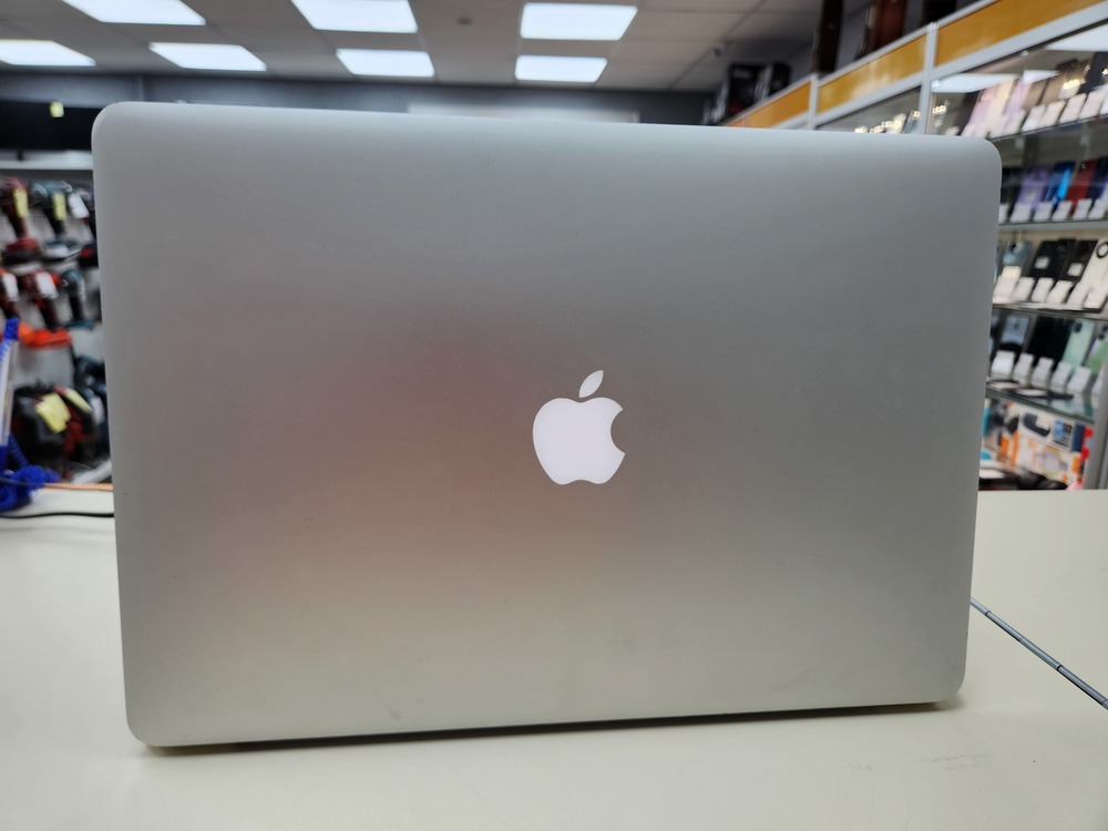 Ноутбук Apple MacBook Pro с дисплеем Retina 15 дюймов (2015) A1398