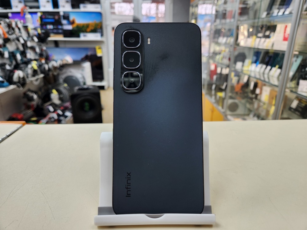 Смартфон Infinix HOT 60i 8/256