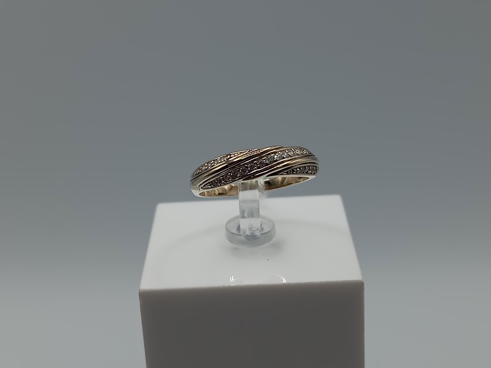 КОЛКМИ585 КОЛЬЦО С КАМНЯМИ (Au 585)