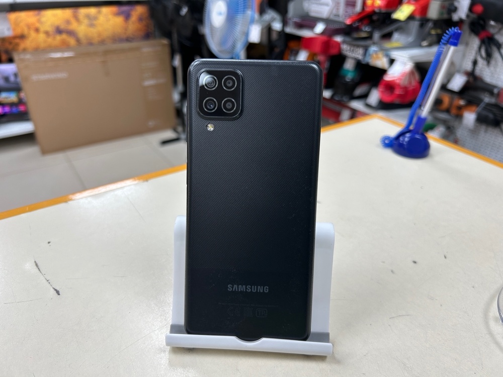 Смартфон Samsung Galaxy A12 4/64