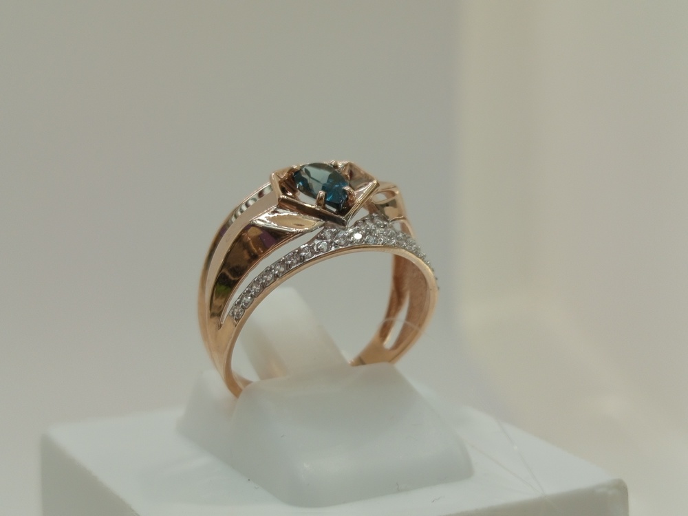 КОЛЬЦО ЛОНДОН-ТОПАЗ с камнями (Au 585)