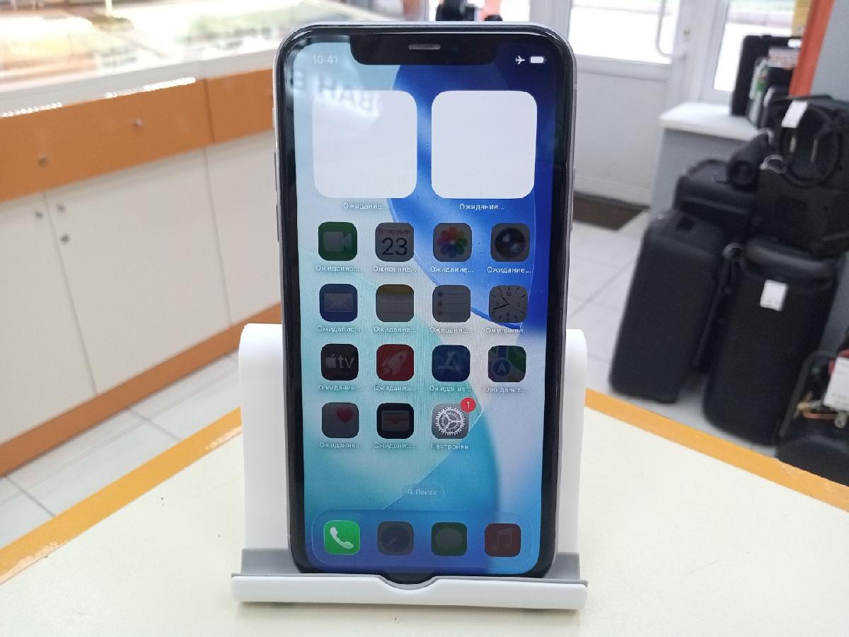 Смартфон Apple iPhone 11 64Gb