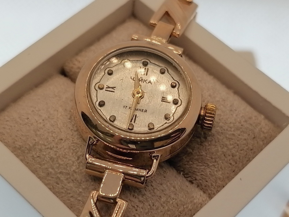 ЧАСЫ ЧАЙКА (Au 585)