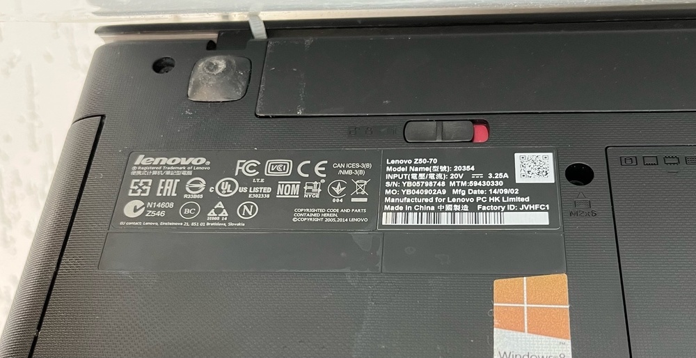 Ноутбук Lenovo; Core i5-4210U, GeForce 840M, 8 Гб, Нет, 1 Tb