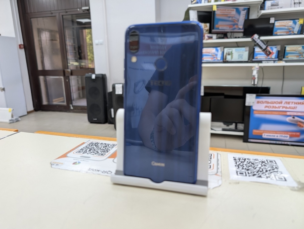 Смартфон Tecno Camon 11 CF7