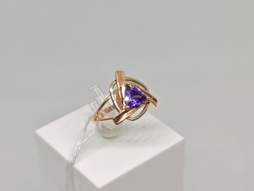 КОЛЬЦО С КАМНЕМ (Au 585)