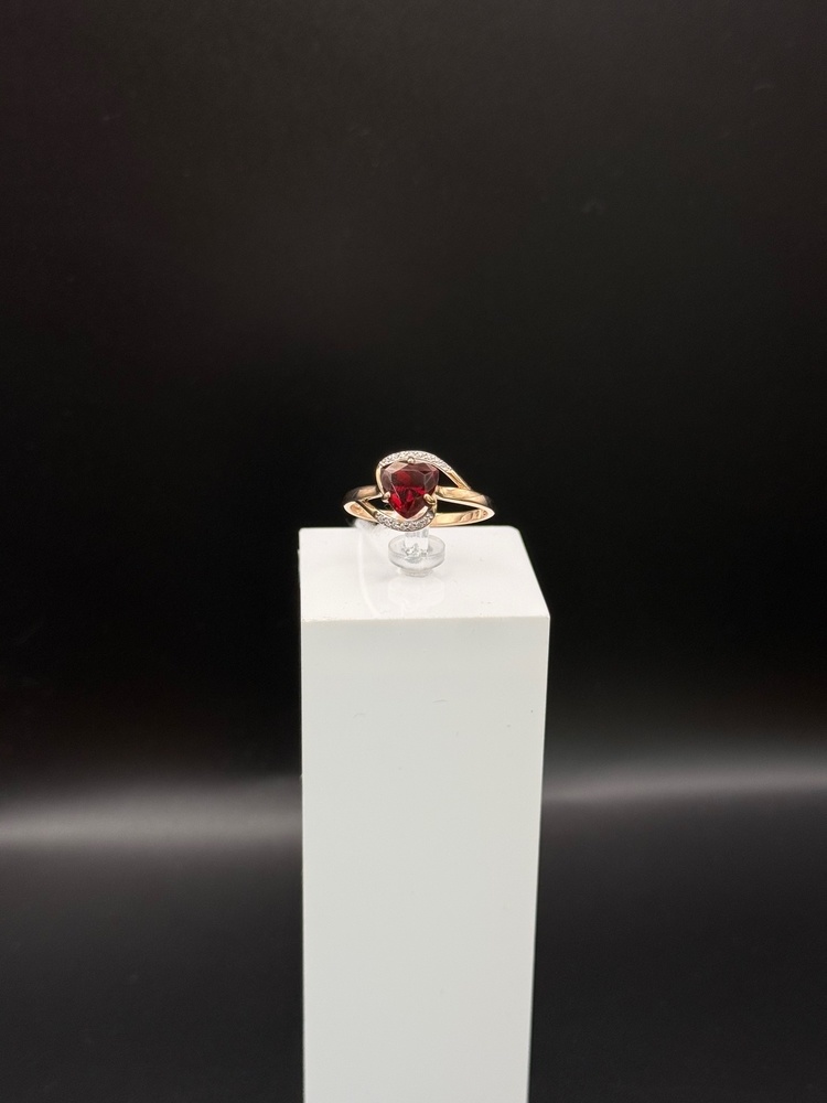 КОЛКМИ585 КОЛЬЦО С КАМНЯМИ (Au 585)