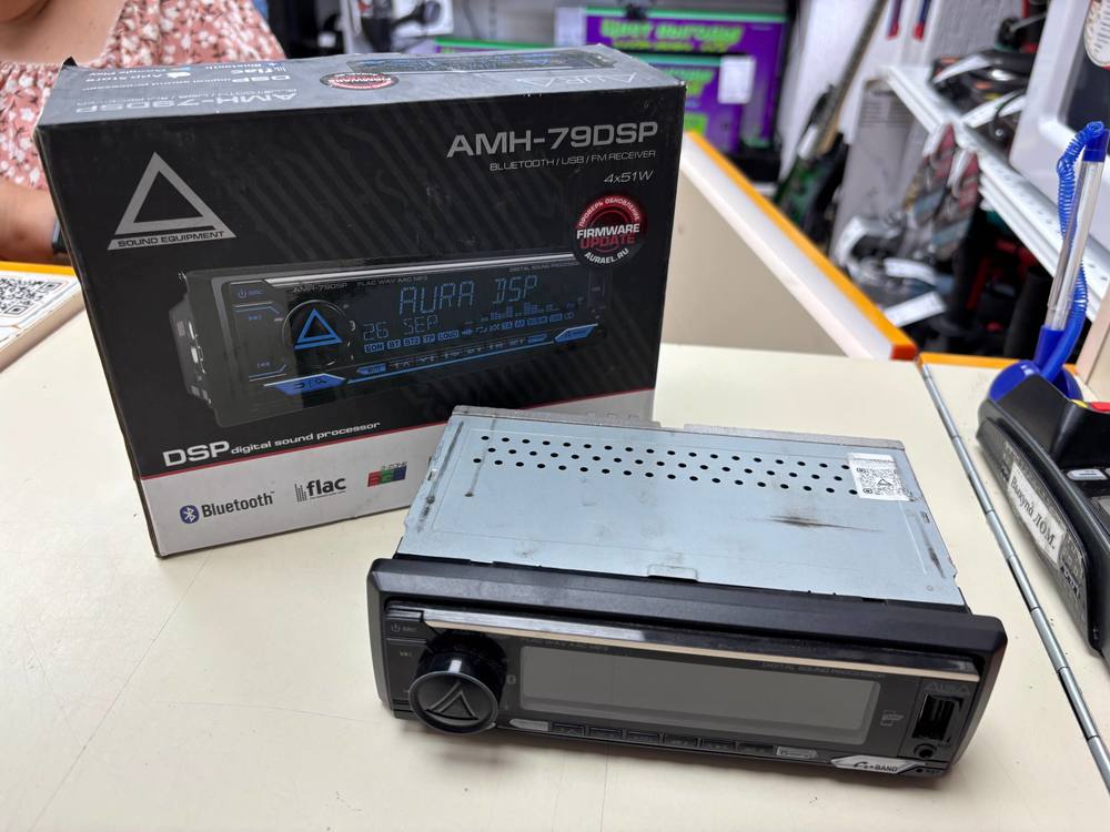 Автомагнитола Aura AMH-79DSP