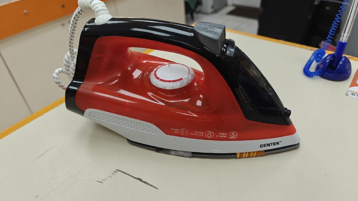 Утюг Centek CT-2347