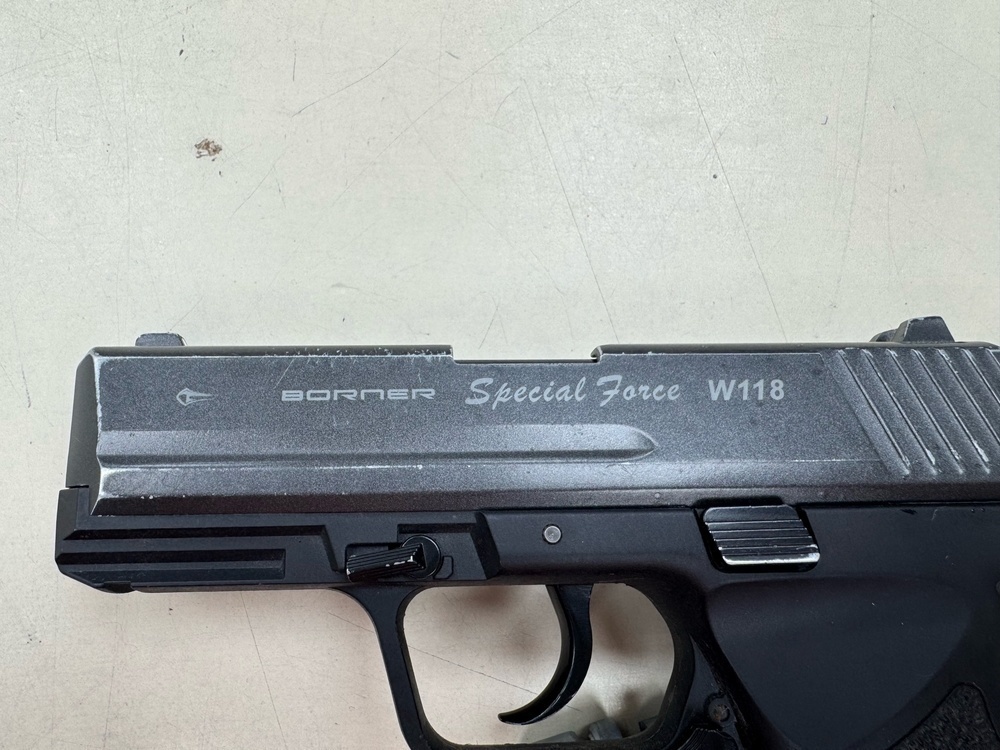 Пистолет пневматический Borner W118