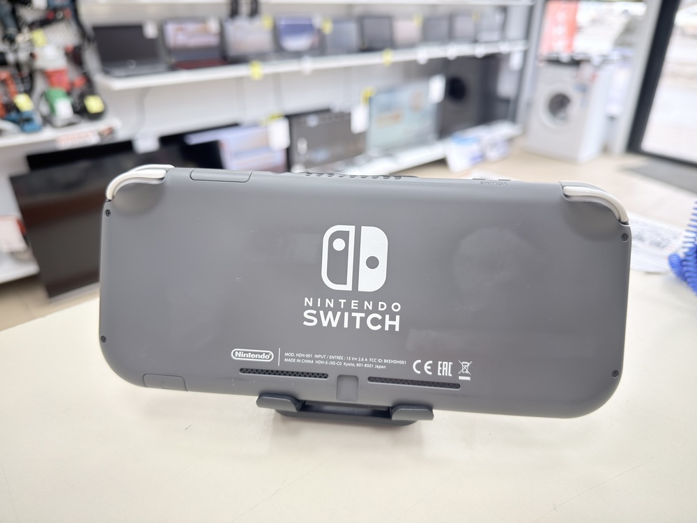 Игровая приставка Nintendo Switch Lite