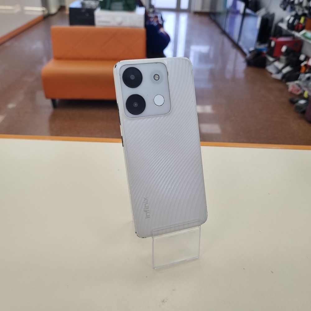Смартфон Infinix Smart 7 4/64
