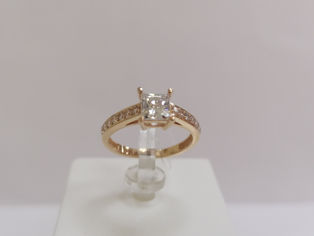 КОЛЬЦО С КАМНЯМИ (Au 585)