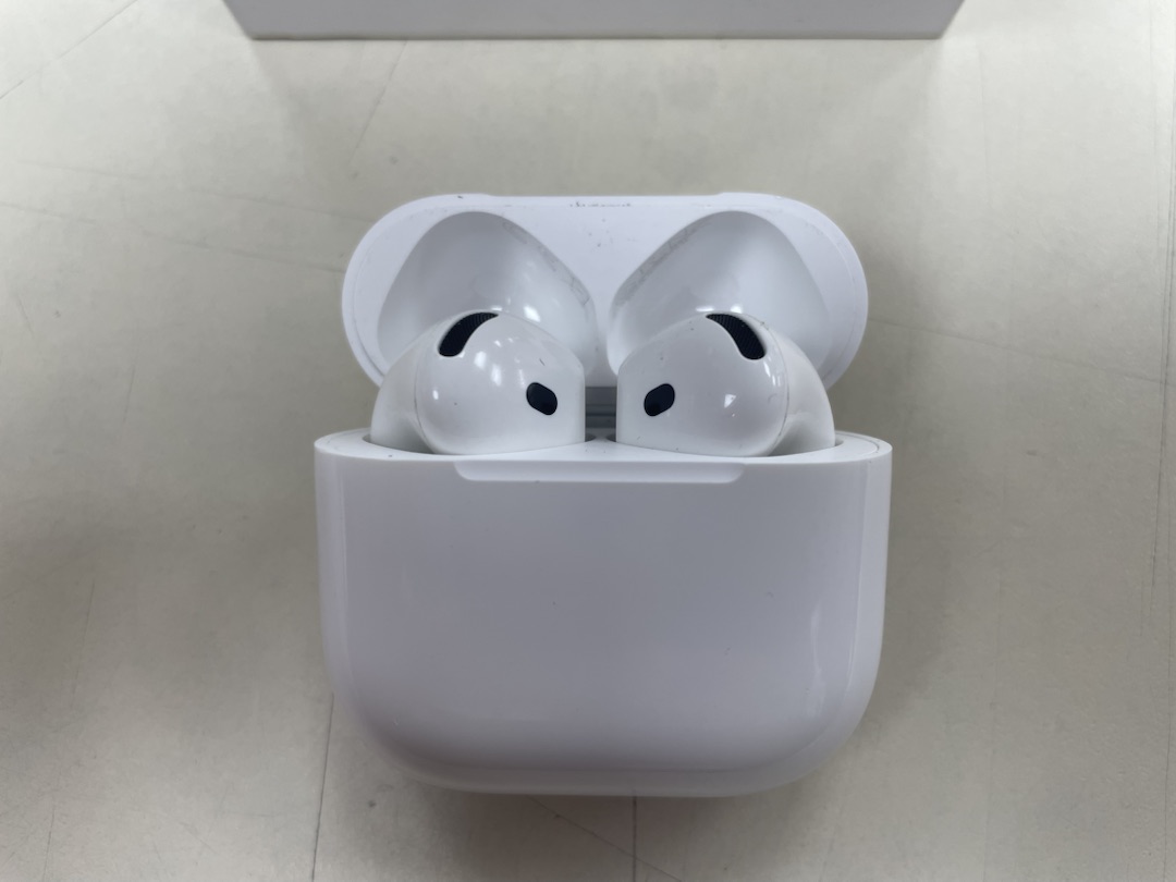 Наушники беспроводные Apple AirPods 4 с ANC