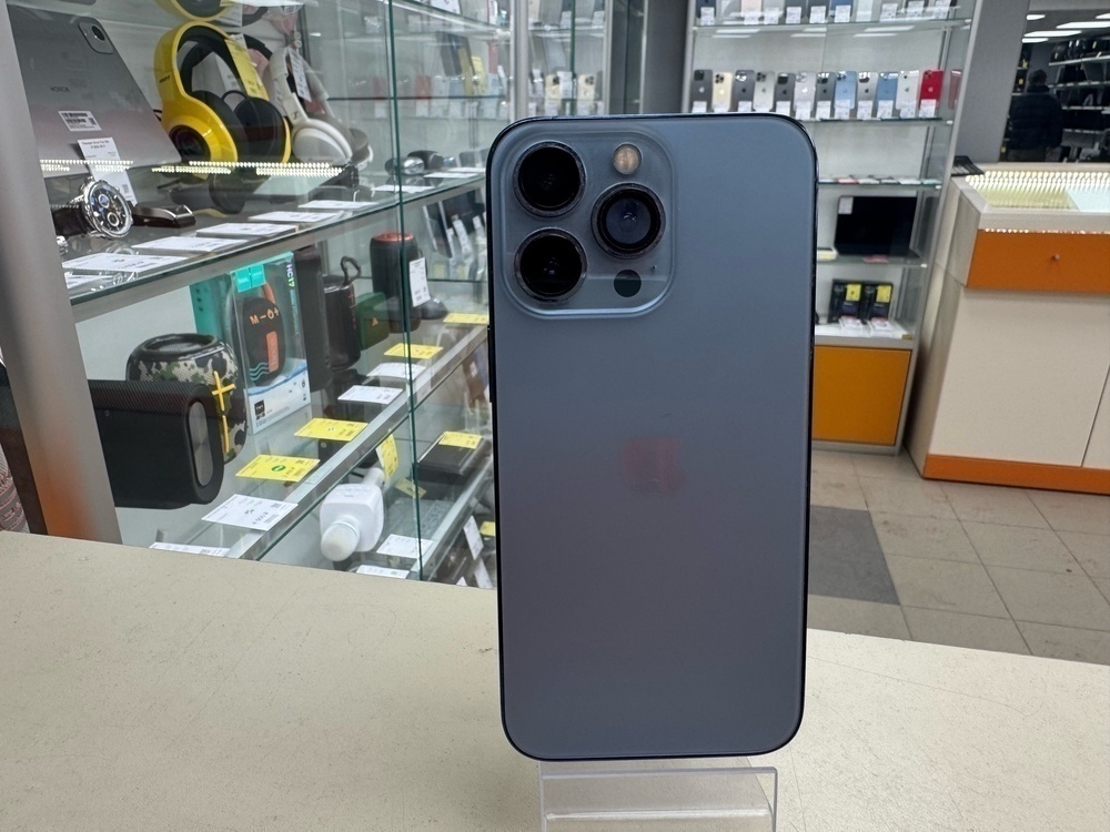 Смартфон Apple iPhone 13 Pro 256Gb