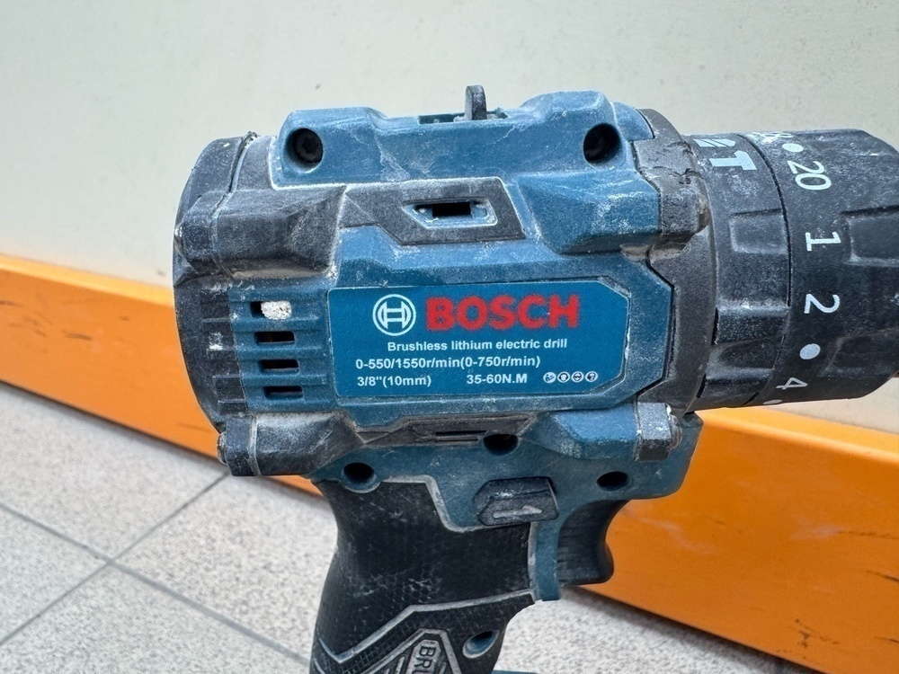 Шуруповерт Bosch 