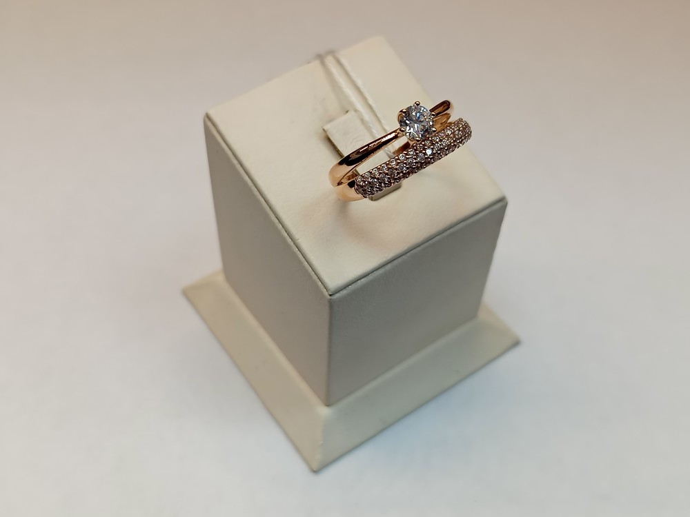 КОЛКМИ585 КОЛЬЦО С КАМНЯМИ (Au 585)