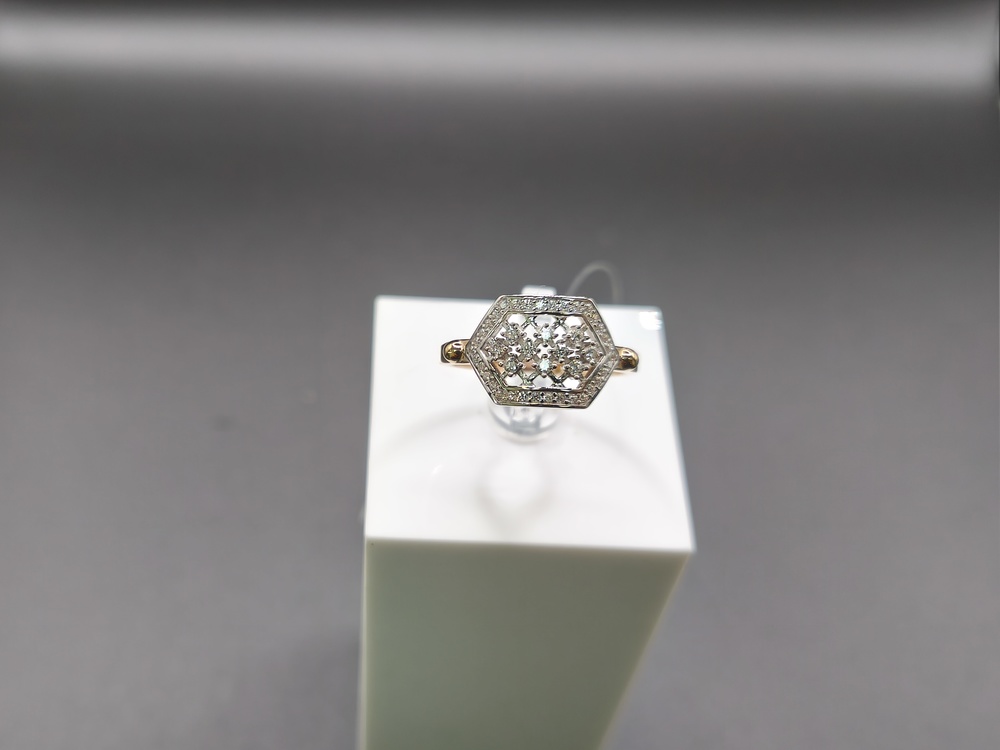 КОЛЬЦО С КАМНЯМИ (Au 585)