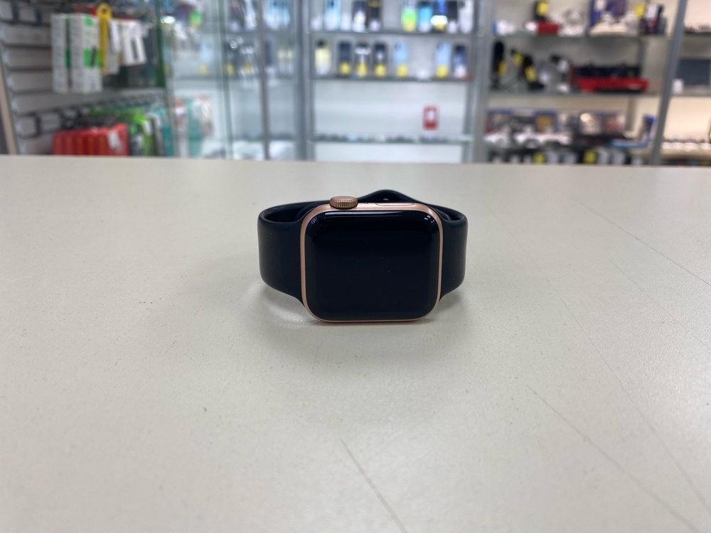 Смарт-часы Apple Watch SE 2020 40mm
