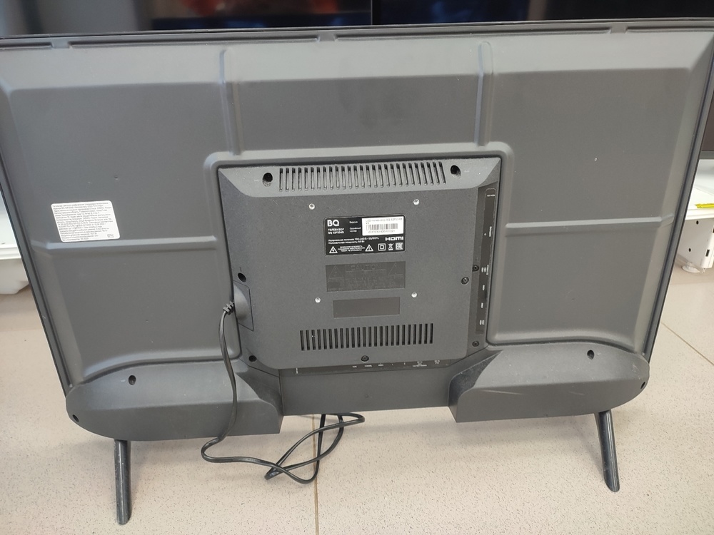 LED Телевизор BQ 32FS34B