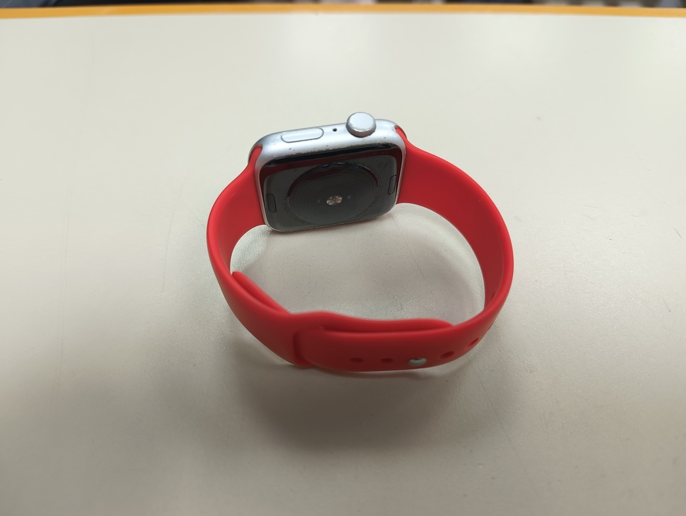 Смарт-часы Apple Watch SE 2022 44mm