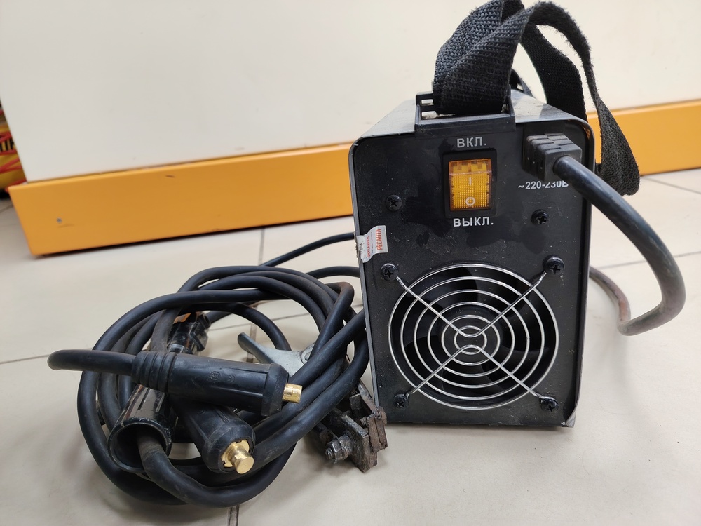 Сварочный аппарат Ресанта САИ 220ПН
