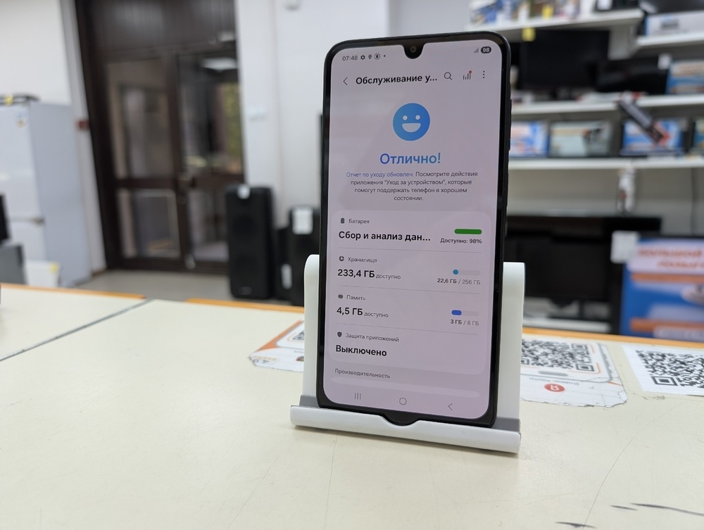 Смартфон Samsung Galaxy A17 8/256