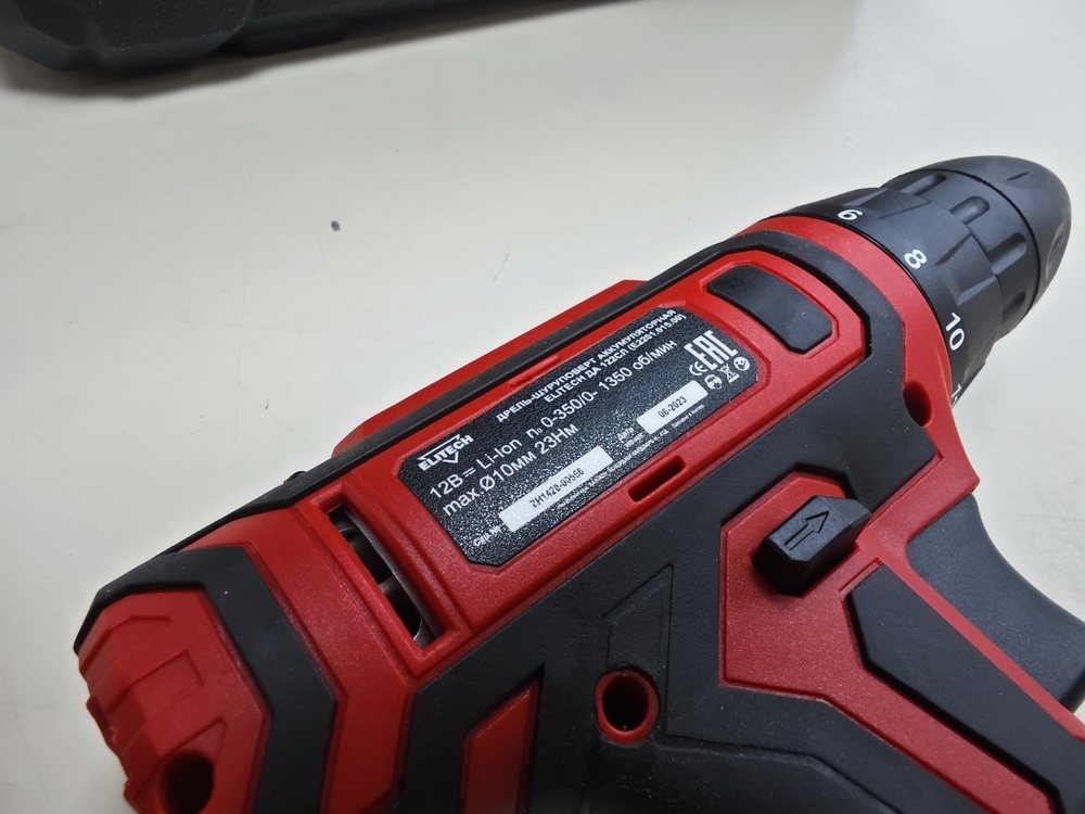 Шуруповерт Elitech ДА 122СЛ