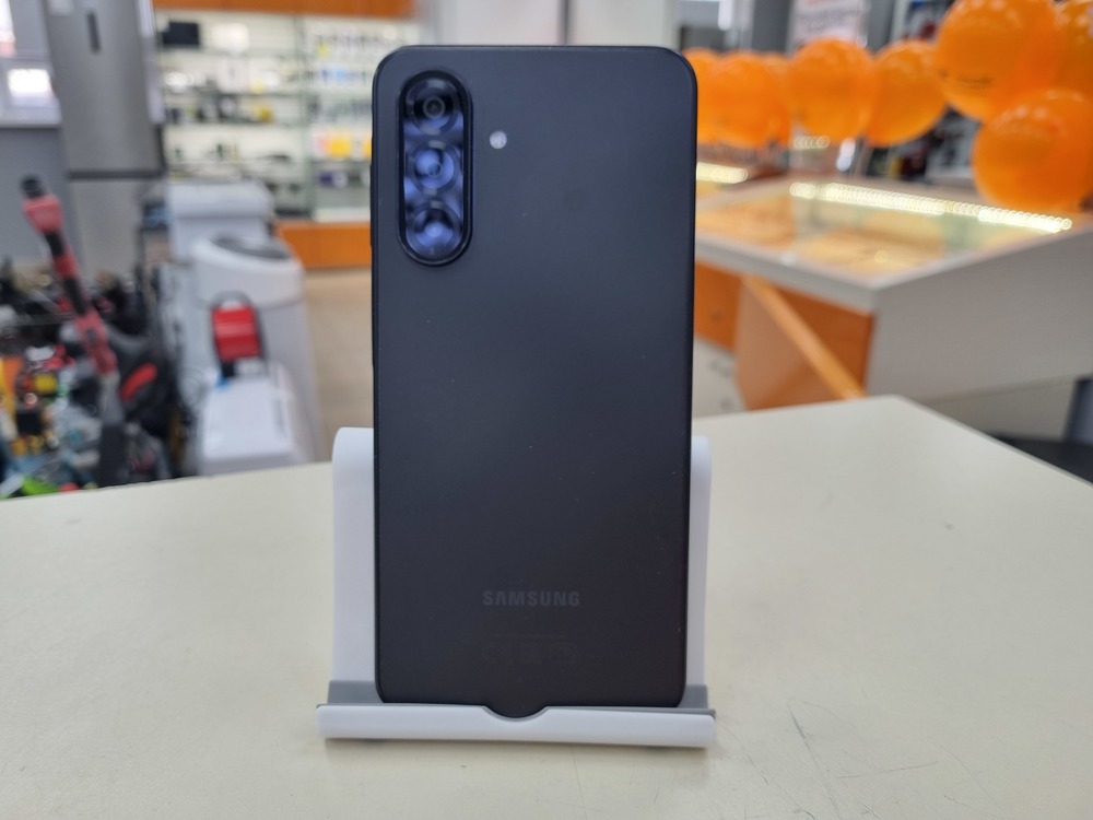 Смартфон Samsung Galaxy A17 4/128