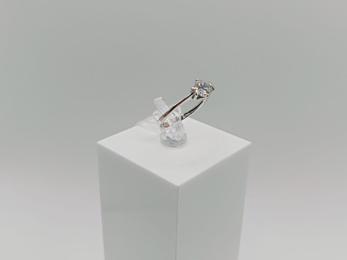 КОЛКМ585 КОЛЬЦО С КАМНЕМ (Au 585)