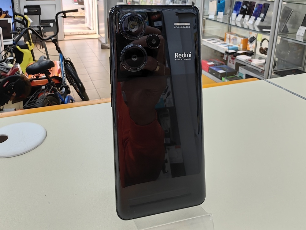 Смартфон Xiaomi Redmi Note 13 Pro+ 12/512