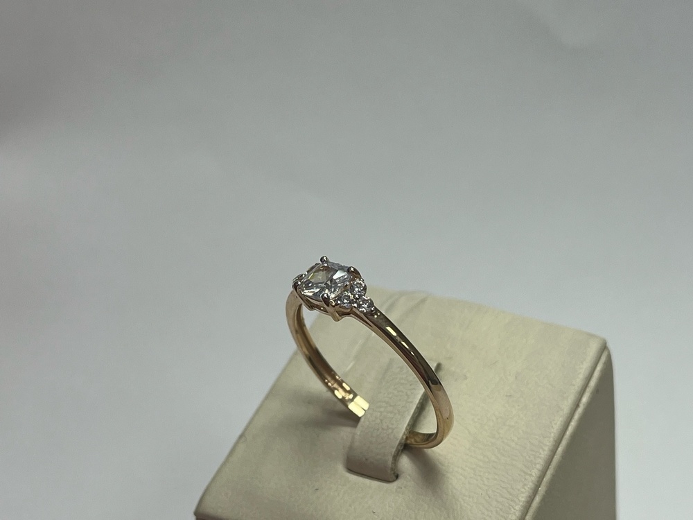 КОЛЬЦО С КАМНЯМИ (Au 585)