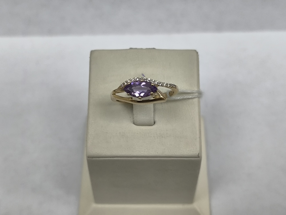 КОЛЬЦО С КАМНЯМИ (Au 585)