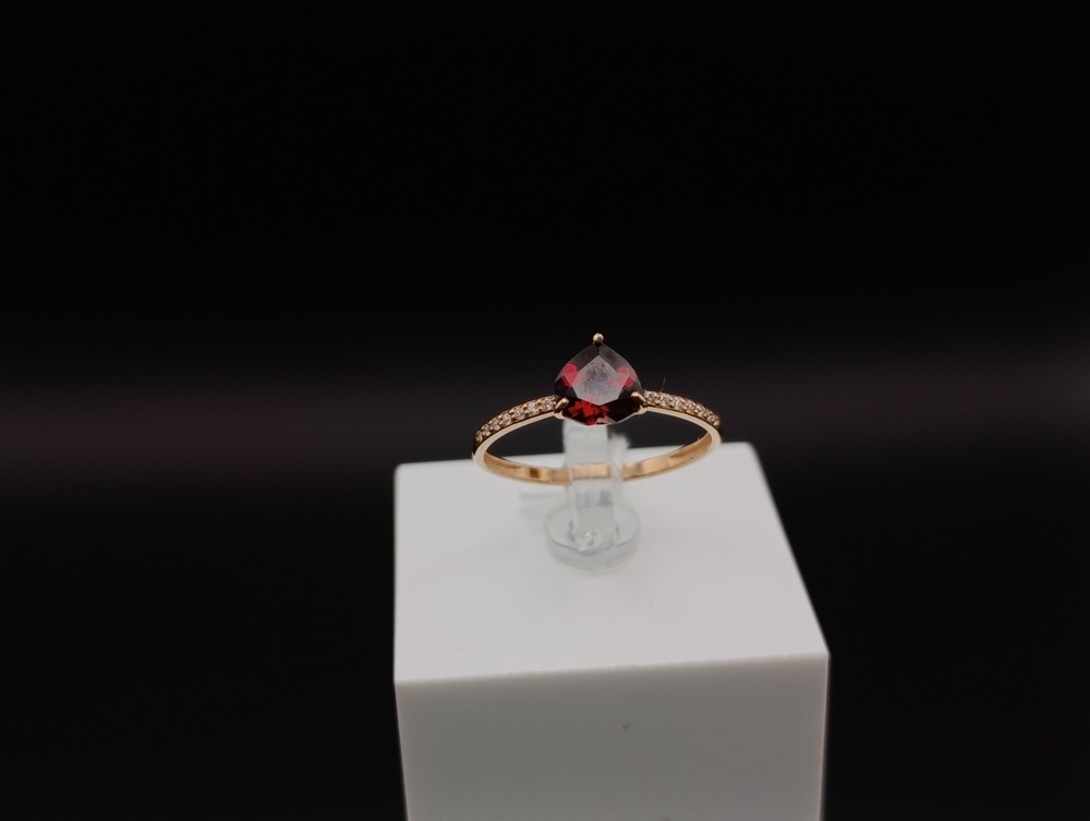 КОЛКМИ585 КОЛЬЦО С КАМНЯМИ (Au 585)