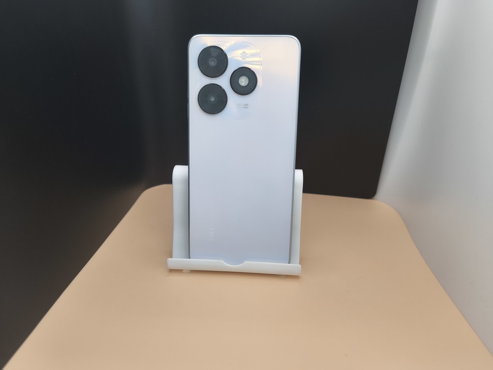 Смартфон Tecno Spark 20C 8/128