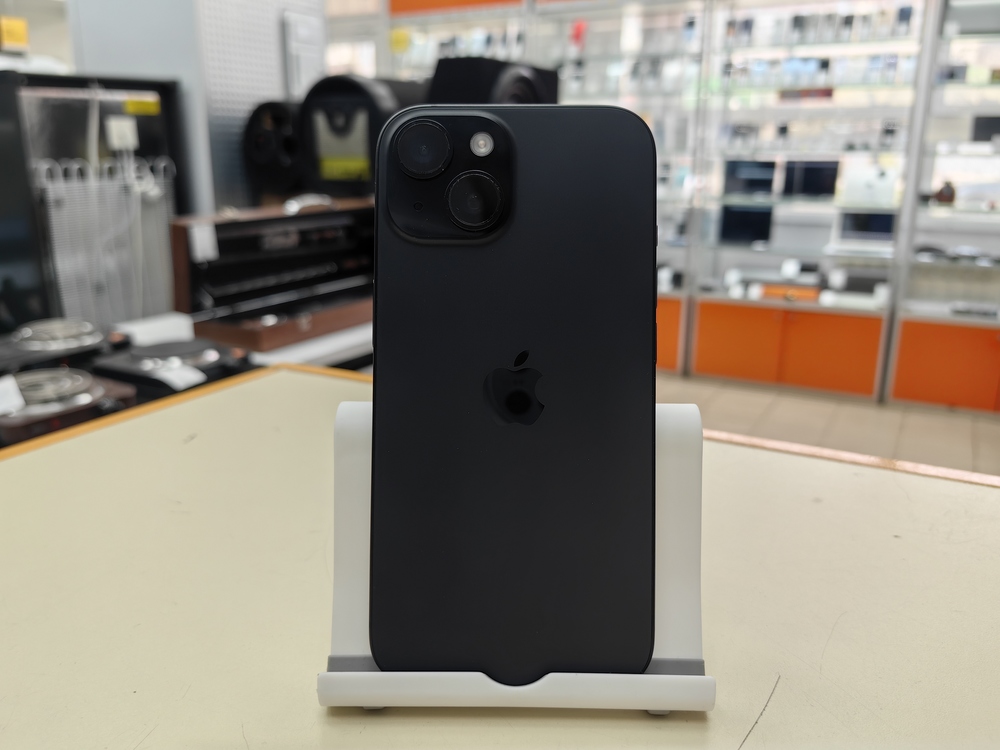 Смартфон Apple Iphone 15 128Gb