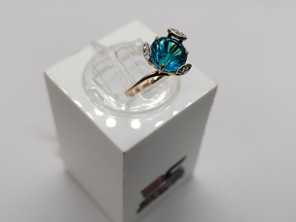 КОЛЬЦО С КАМНЯМИ (Au 585)