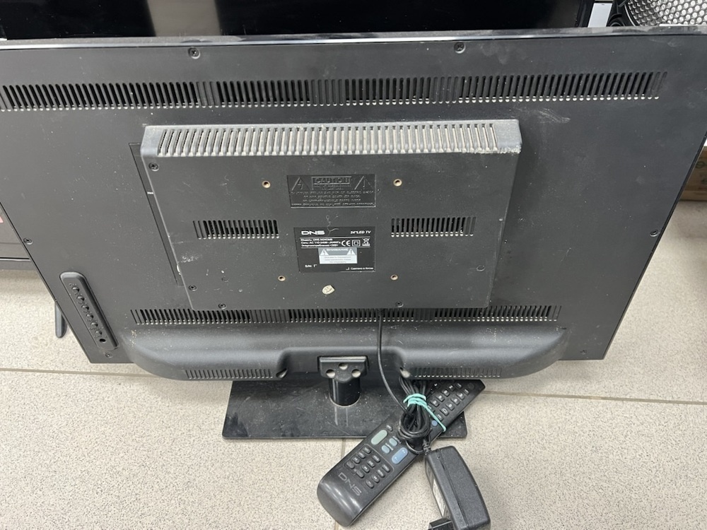 LED Телевизор DNS M24DM8
