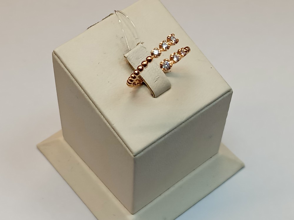 КОЛЬЦО С КАМНЯМИ (Au 585)