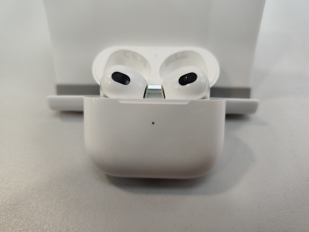 Наушники беспроводные Apple Airpods 3